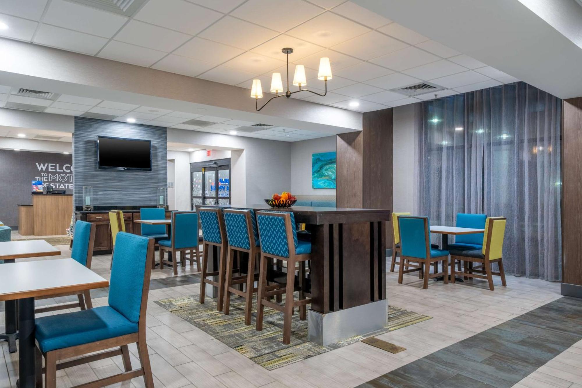 Hampton Inn Dahlgren Exteriör bild